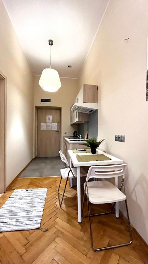 Homely Studio Cracovie Extérieur photo
